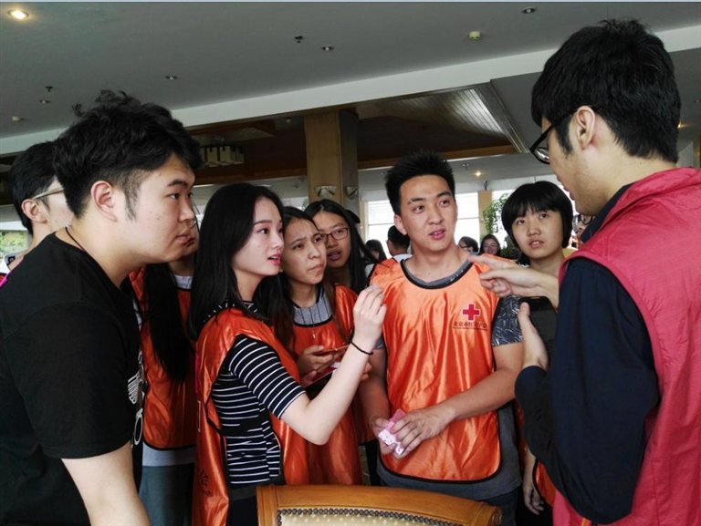 http://www.bjredcross.org.cn/HSZpublicImageStore/Rcscbb/rdbjwz/20170607/20170607165202444.jpg