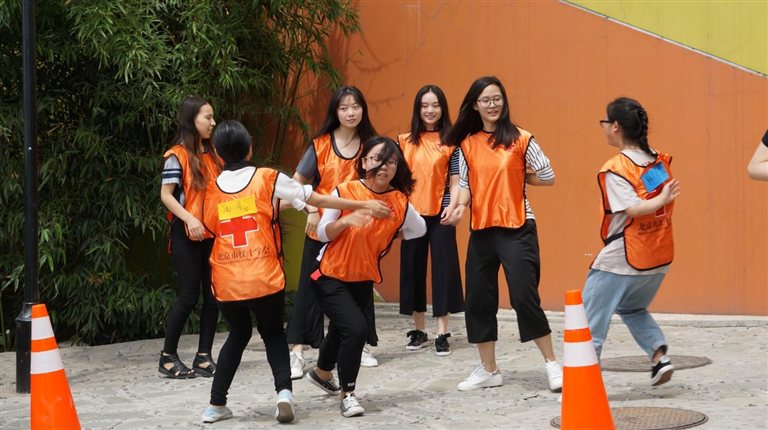 http://www.bjredcross.org.cn/HSZpublicImageStore/Rcscbb/rdbjwz/20170607/20170607165139413.jpg