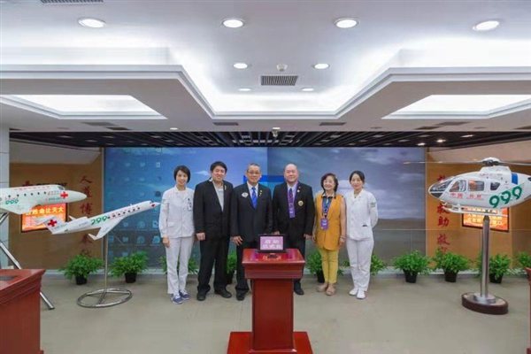 http://cms.bjredcross.org.cn/StoreFile/HSZstoreImagePublic/Rcscbb/rdbjwz/20191013/20191013201522027.jpg