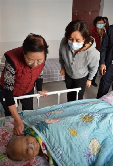 G:.13调研并慰问北京市红十字会颐年护老院老人护老院照片.JPG