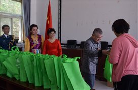 D:耿浩嘉助残日走进大韩继温馨家园lADPD3zUNqKZzofNB9DNC7A_2992_2000.jpg