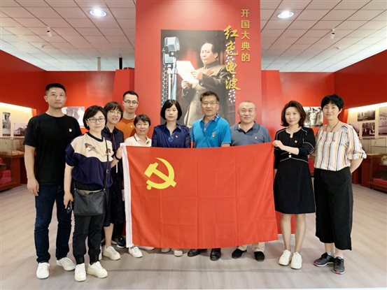 朝阳区红十字会党支部主题党日活动--参观国家广播491电台