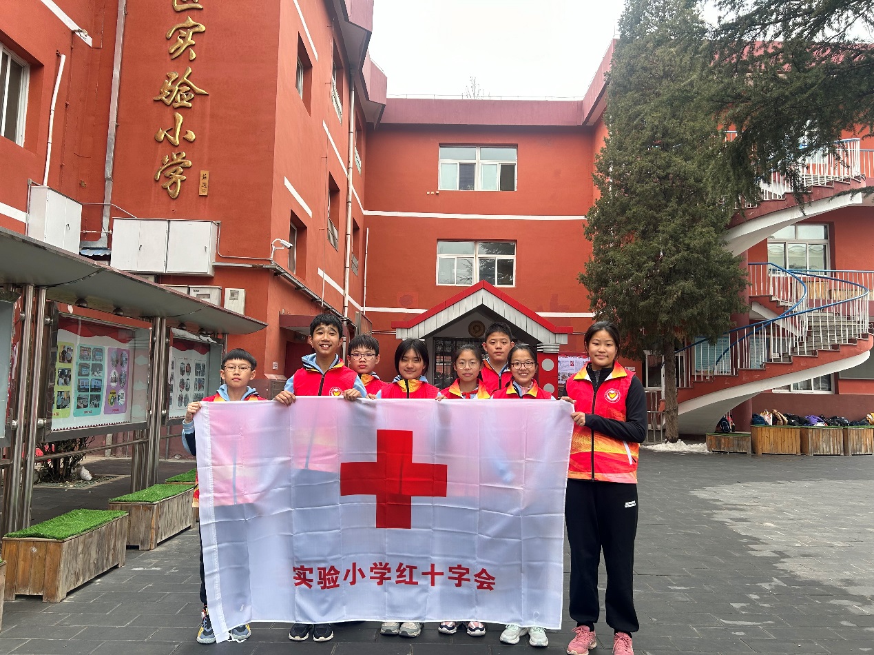 实验小学志愿服务